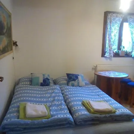 Rekreacna Pod Jedlovinou, Lodge *