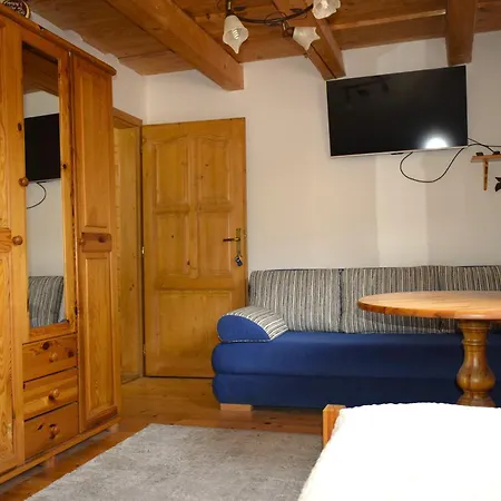 Rekreacna Pod Jedlovinou, Varin
