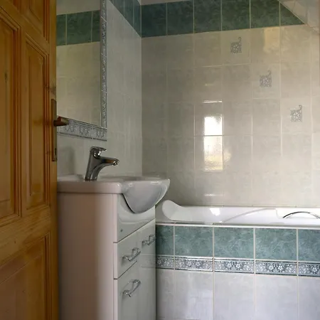 Rekreacna Pod Jedlovinou, Varin
